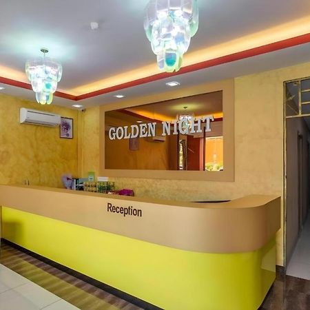 Golden Night Hotel Субанґ-Джая Екстер'єр фото